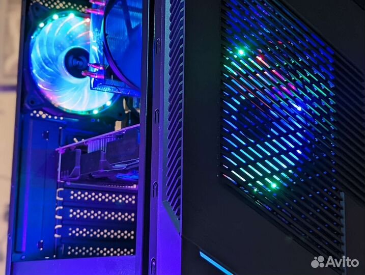 Мощный игровой компьютер Core i7/RX/SSD
