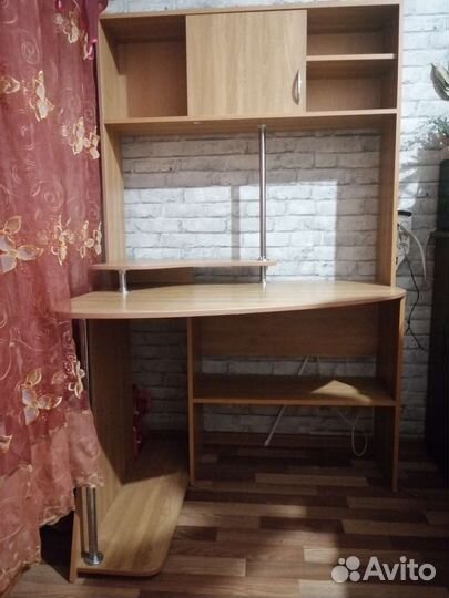 Компьютерный столик бу