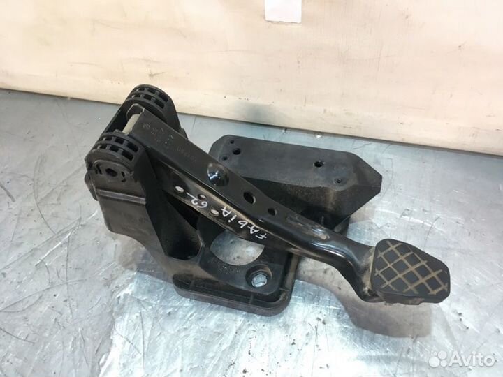 Педаль тормоза Skoda Fabia 2 cgpa 2012