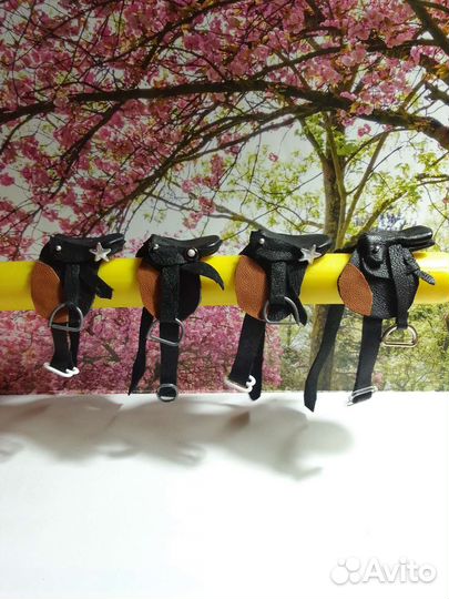 Сёдла для лошадок шляйх