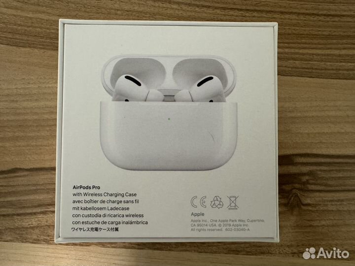 Apple AirPods Pro (оригинал)