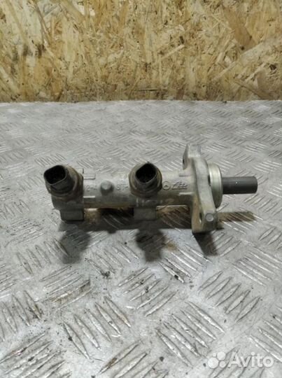 Цилиндр тормозов главный Ml 163