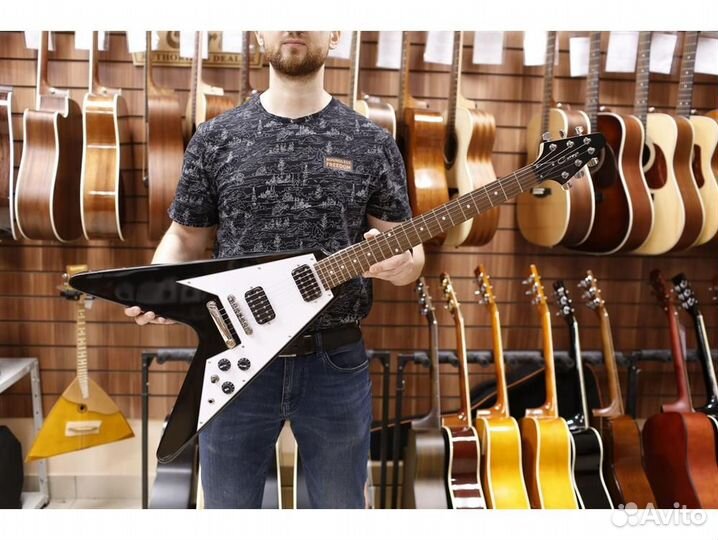 Caraya E235BK электрогитара