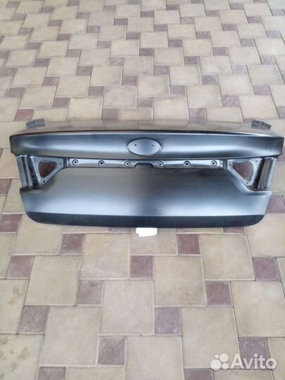 Крышка багажника на Kia Rio 4 поколения