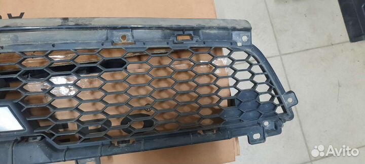 Решетка радиатора Mitsubishi Outlender/2010