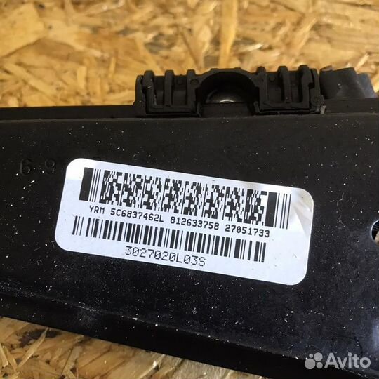 Стеклоподъёмник передний правый Volkswagen Jetta 6