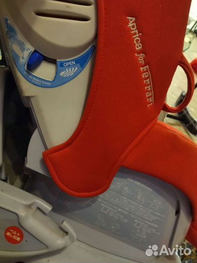 Автокресло Априка Феррари Япония