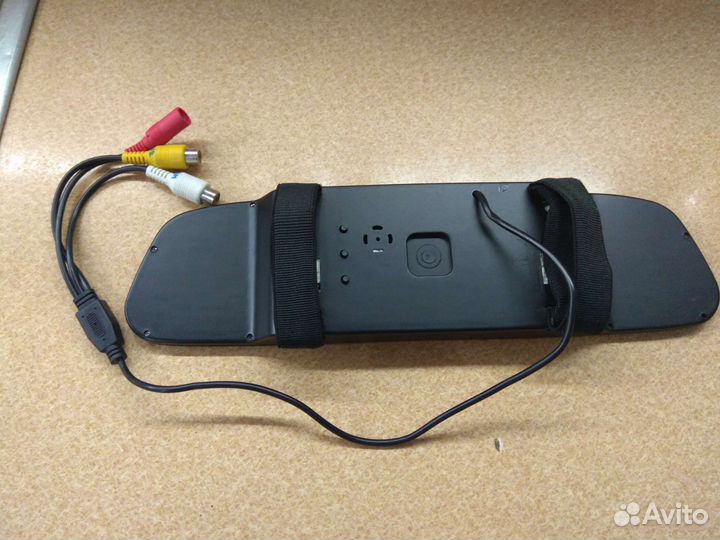 Зеркало-монитор салонное автомобильное