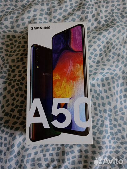 Samsung Galaxy A50, 4/64 ГБ