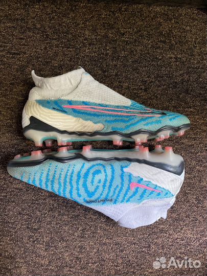 Бутсы Nike Phantom