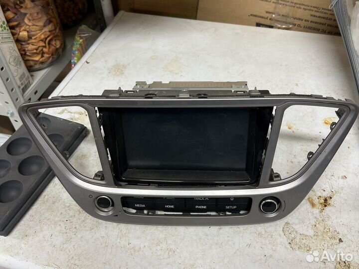 Штатная магнитола на hyundai solaris 2