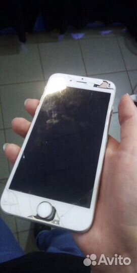 Ремонт дисплеев и техники Apple iPhone Mac iPad