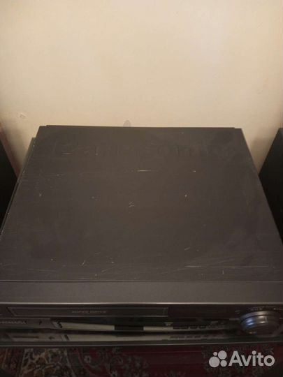 Видеомагнитофон Panasonic