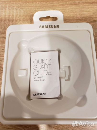 Беспроводное зарядное устройство Samsung EP-PG 950