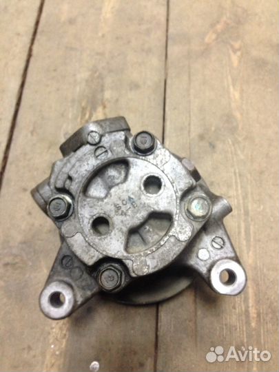 Насос гур Honda CR-V 3