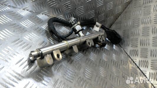 Топливная рампа бензиновая hyundai sonata 6 (YF)