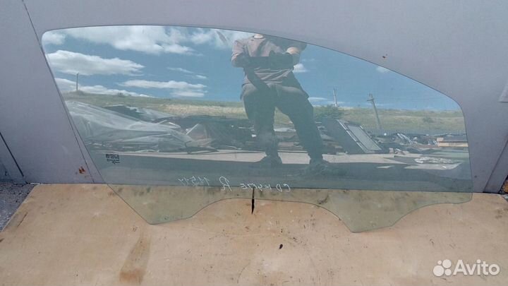 Стекло двери правое на Опель Корса Д 3Д