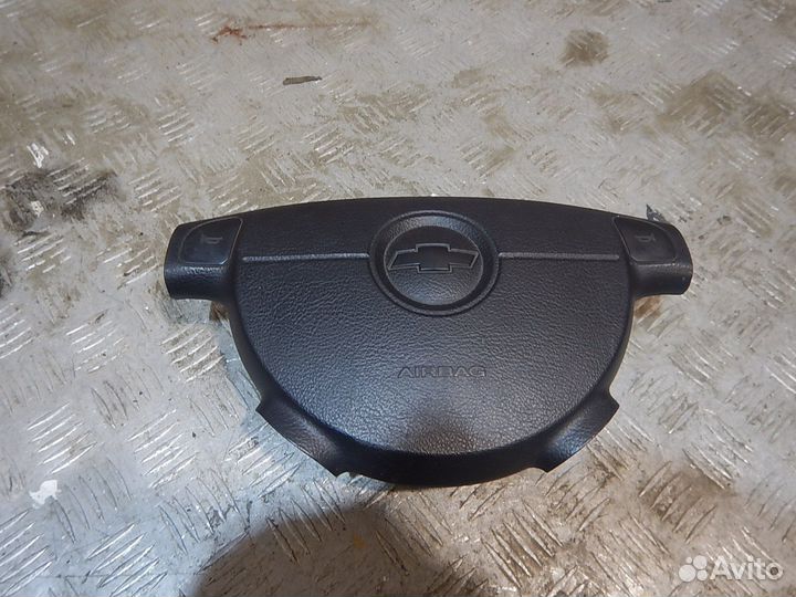 Подушка безопасности в рулевое колесо, Chevrolet