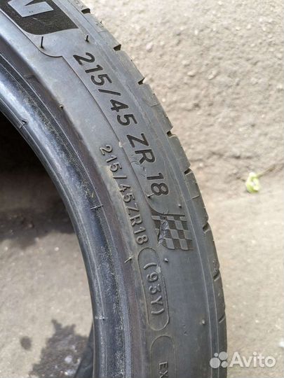 Michelin Pilot Sport 4 215/45 R18