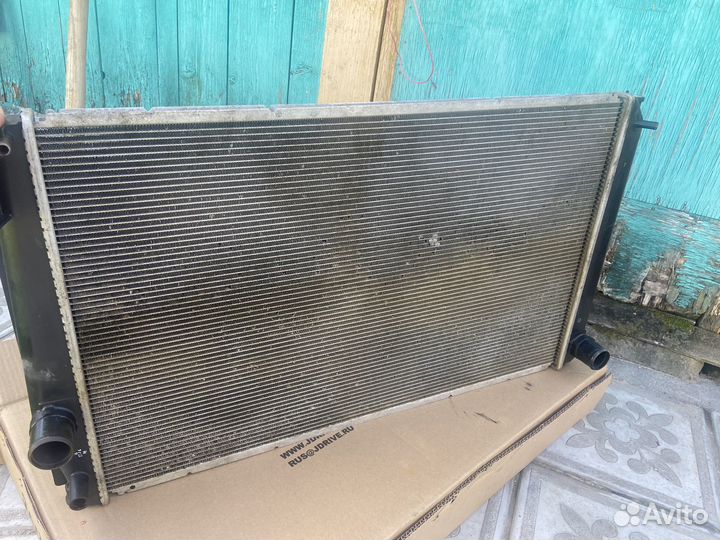 Радиатор охлаждения рав 4 40