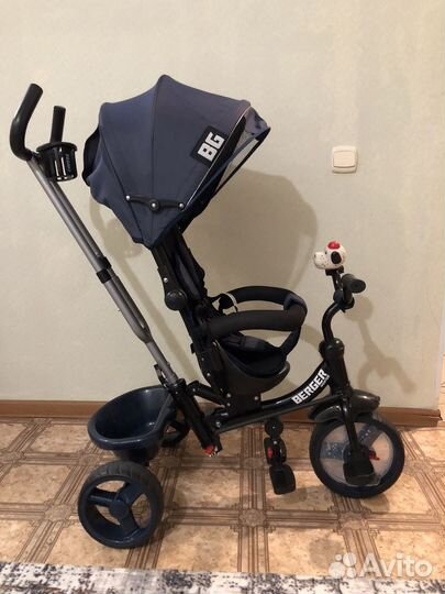 Трехколесный велосипед с ручкой