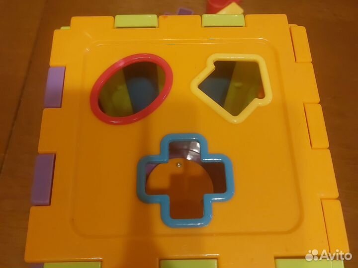 Развивающие игрушки кубик