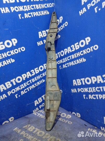 Пыльник крыла Chevrolet Cruze седан F16D3 2011