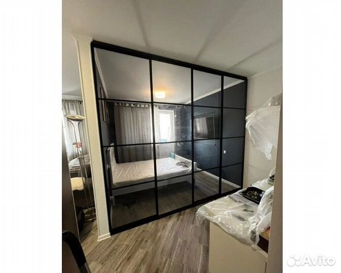 Двери купе в нишу