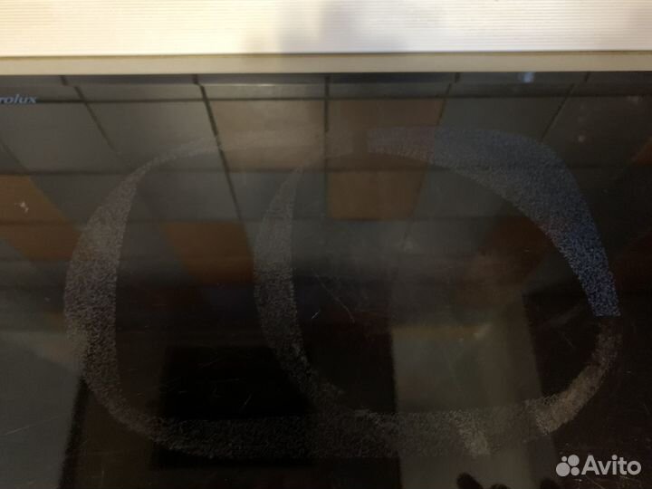 Варочная панель электрическая electrolux