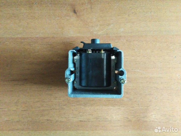 Катушка зажигания Volkswagen Passat 1993 - 1997