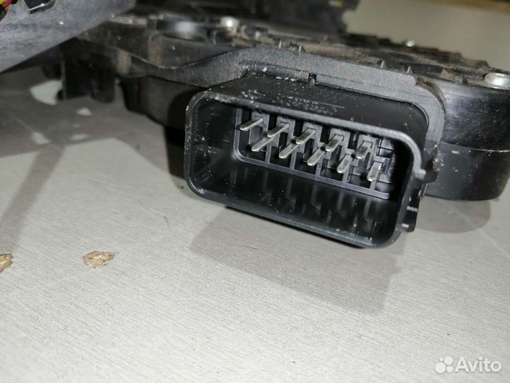 Замок бесключевой доступ Форд Фокус 2