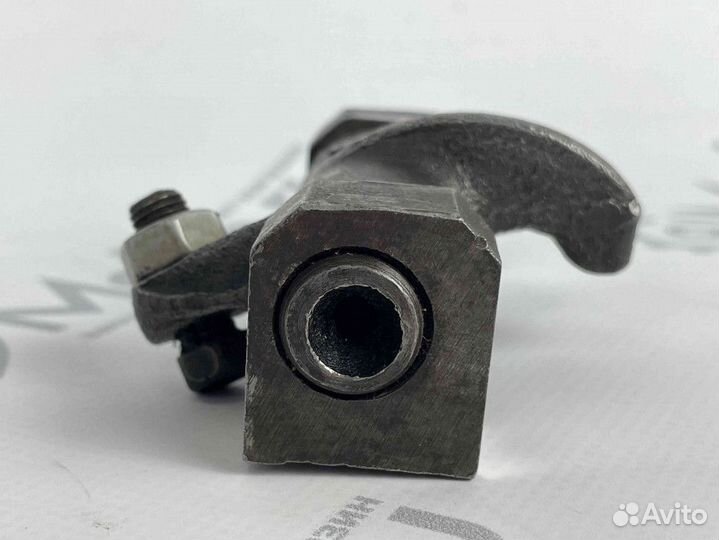 Коромысло Урал (пара) на одну головку старого обра