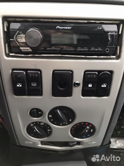 Renault Logan 1.6 МТ, 2006, 355 000 км