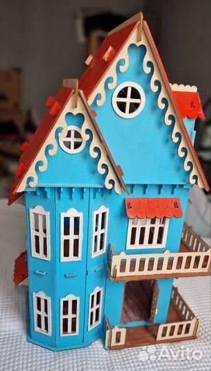 Домик кукольный с мебелью