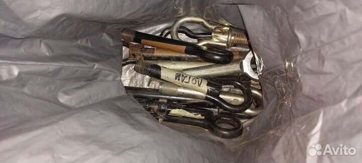 Буксировочный крюк