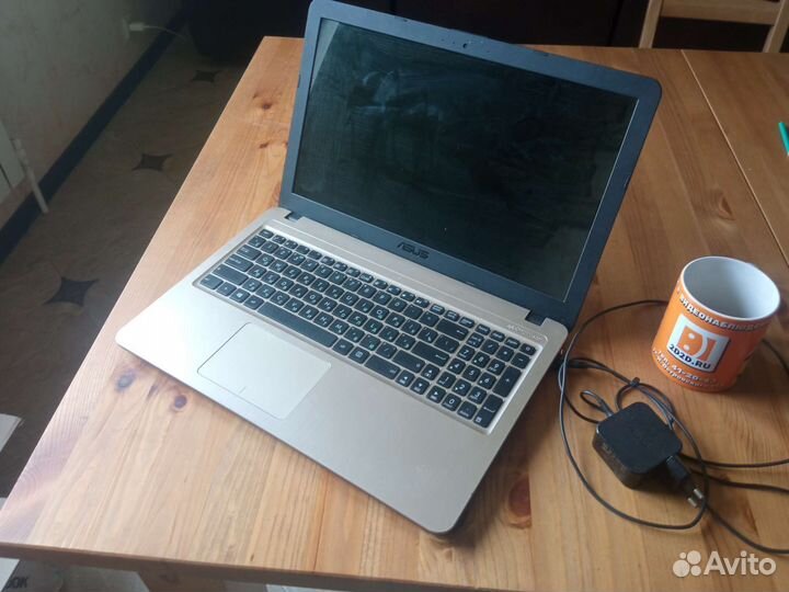 Ноутбук Asus r540sa-xx036t