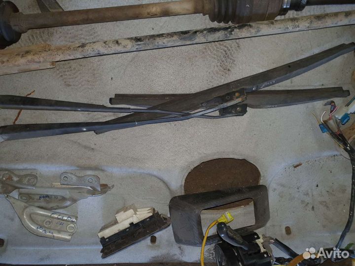 Поводки дворников на дайхатцу сирион