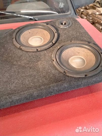 Акустическая полка на ниву