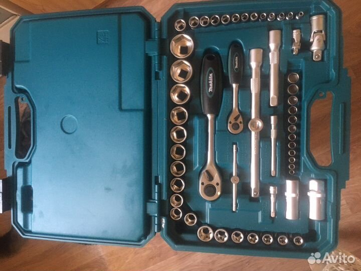 Набор ключей и головок makita