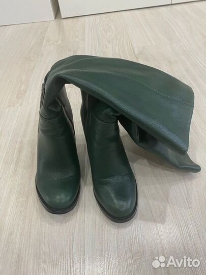 Продам осенние кожаные сапоги