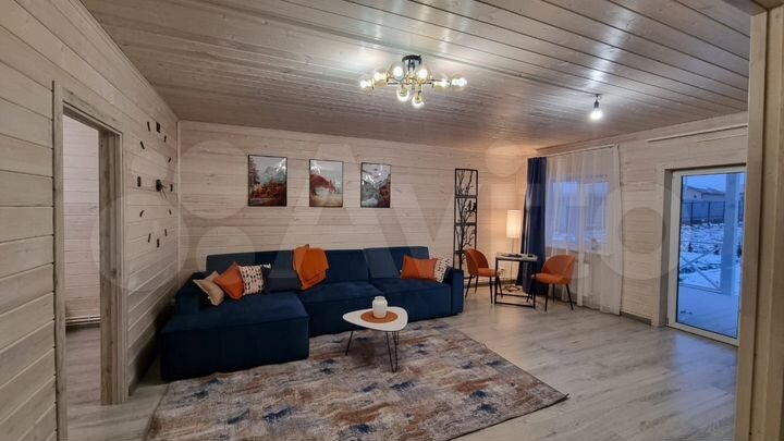 Дом 180 м² на участке 10 сот.