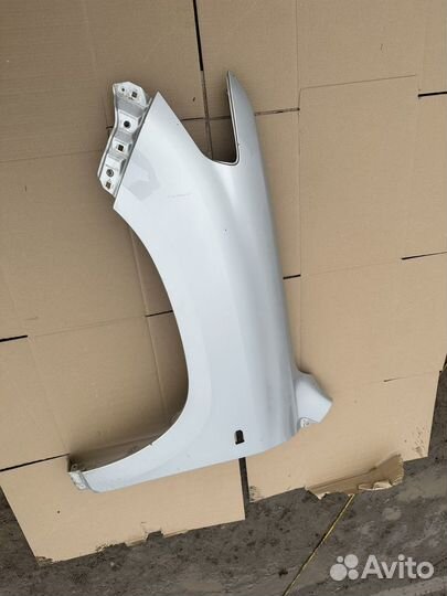 Преднее левое крыло Land Cruiser 200 ресть 12-15