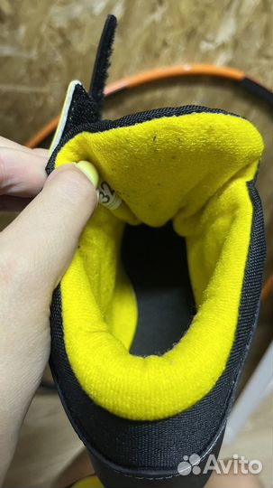 Лыжные ботинки р.32