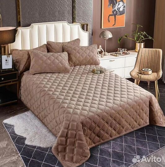 Покрывала на кровать велюровые