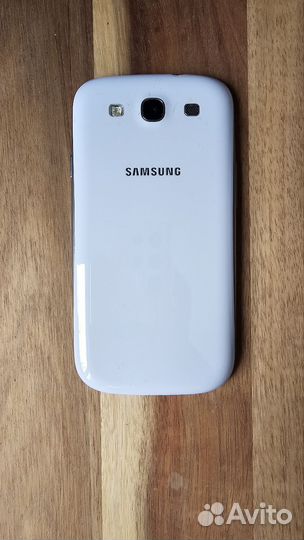 Samsung Galaxy S III GT-I9300, 16 ГБ