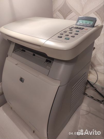 Цветной лазерный мфу HP Color LaserJet CM1015 MFP