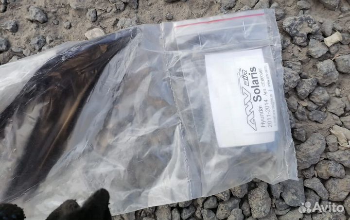 Дефлектор капота на Хендай Солярис