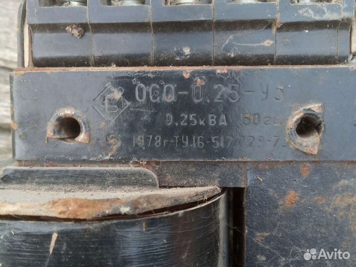 Трансформатор 220в/12в