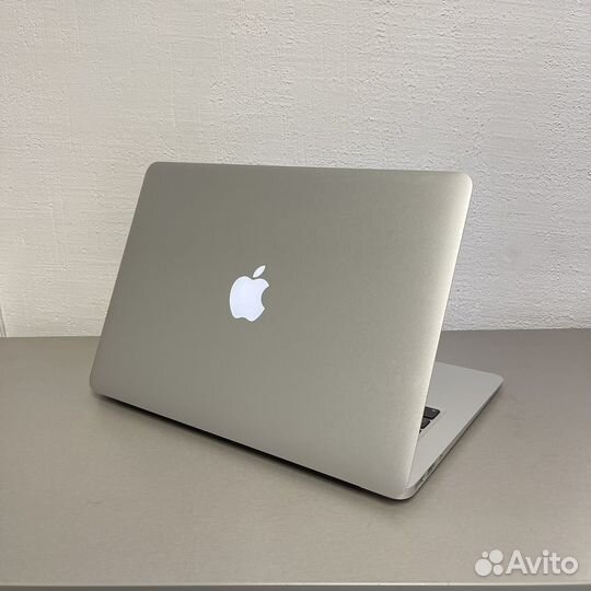 Apple MacBook Air 13 2013