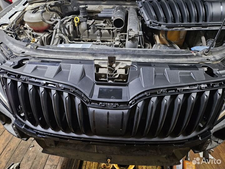 Решетка радиатора Skoda octavia a7 рестайлинг